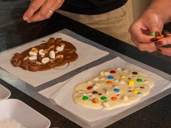 Monte sua Bark na Fábrica de Chocolates Chez Bonbon com 20% de desconto - Foto 3