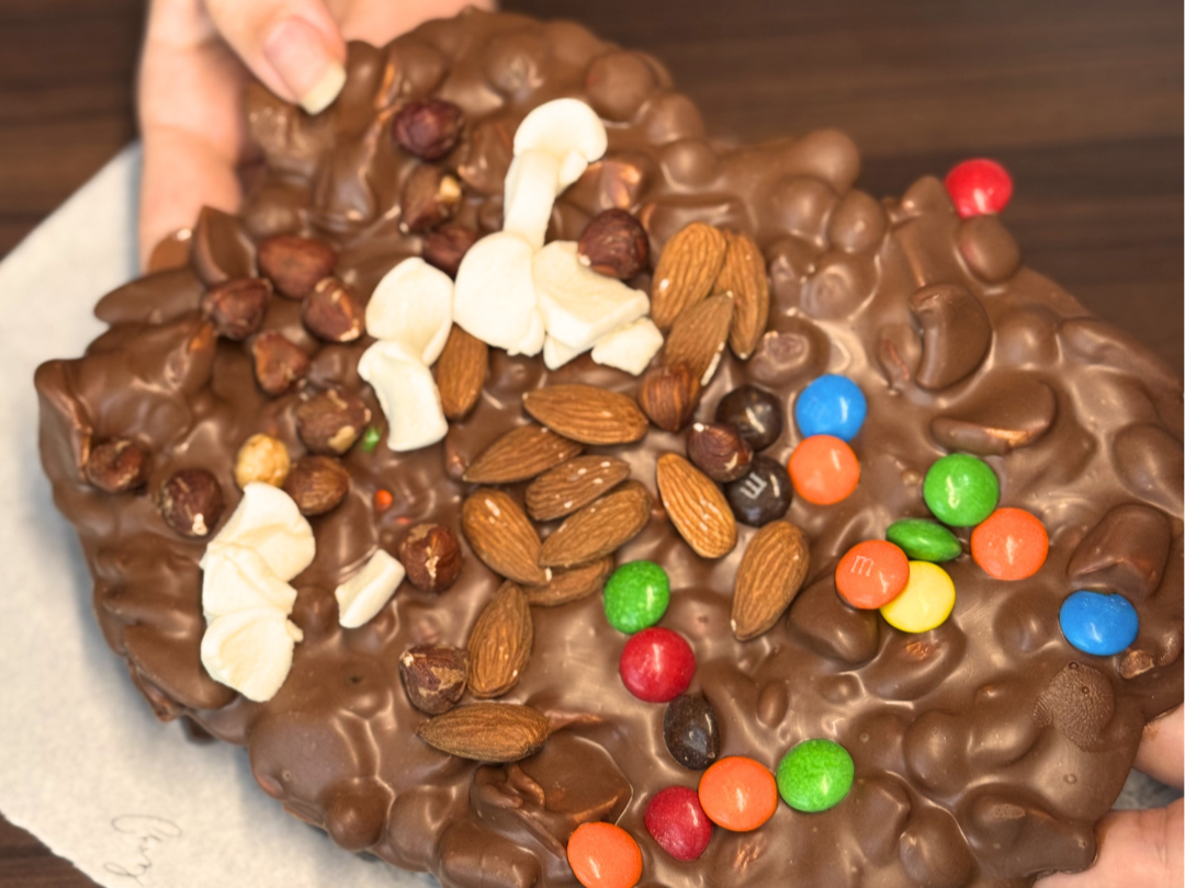 Monte sua Bark na Fábrica de Chocolates Chez Bonbon com 20% de desconto