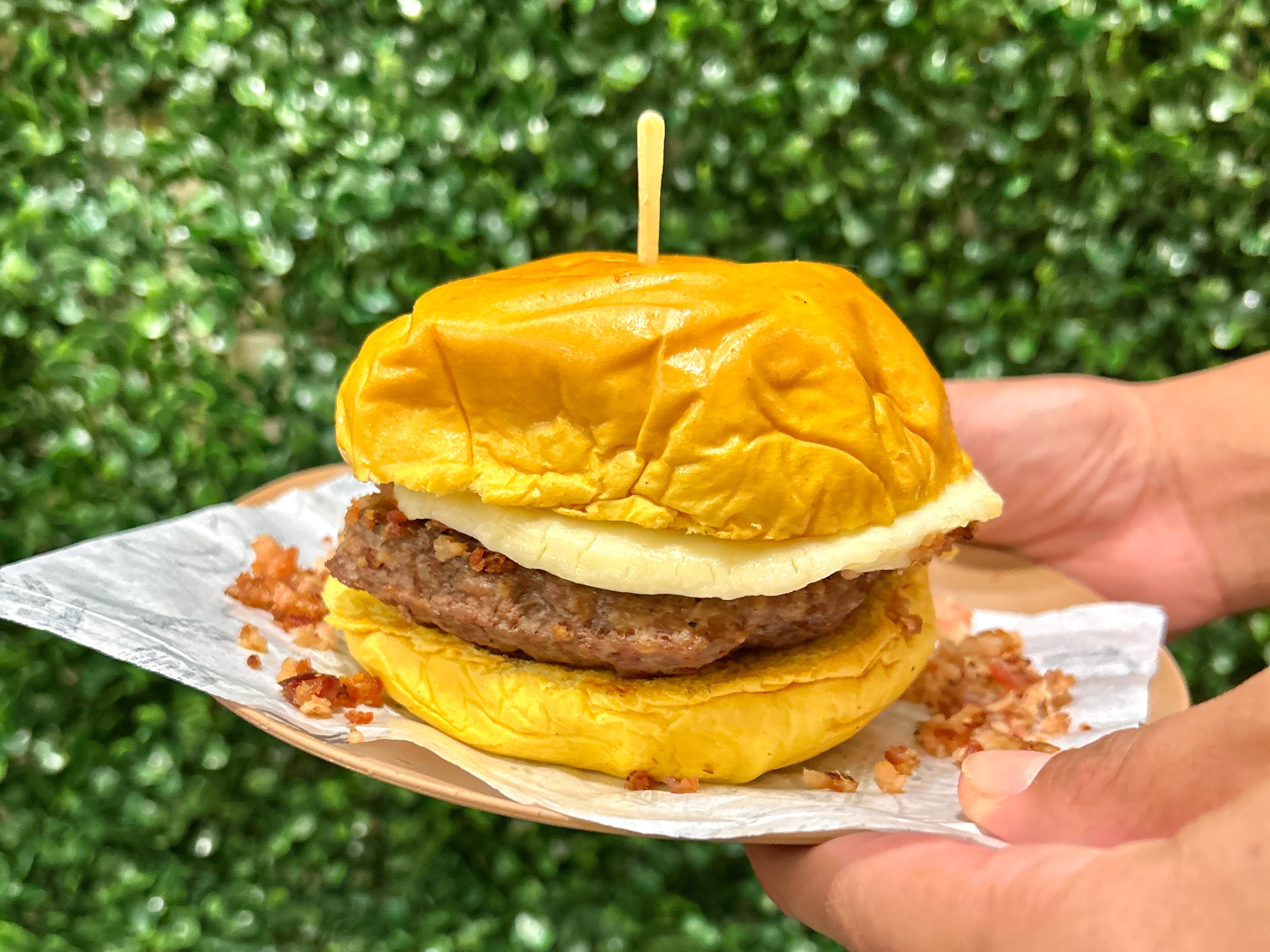 Burguer O Cremoso + batata + refri no Bull Brothers por R$ 43,00
