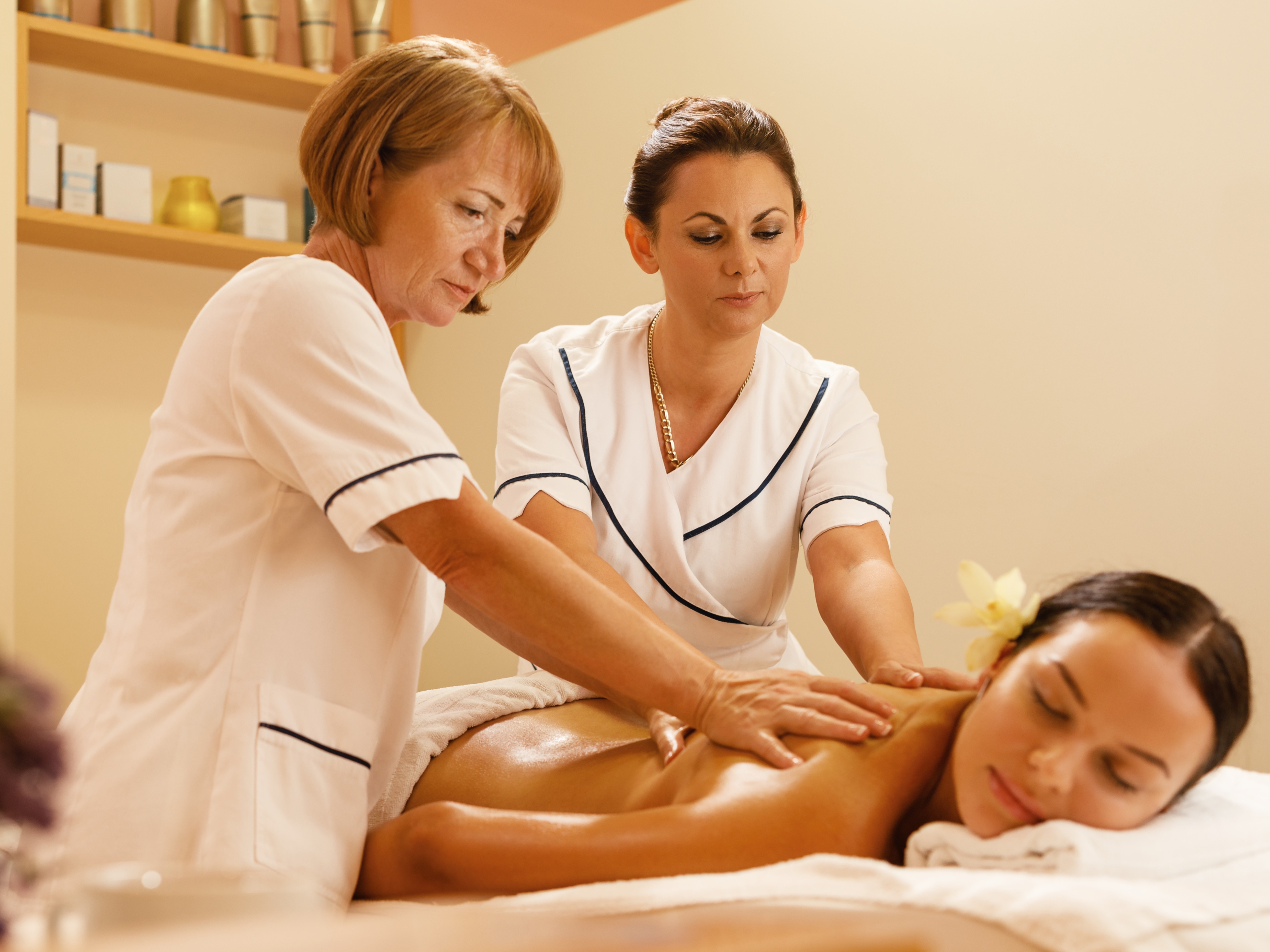 Massagem a 4 mãos - 60 minutos por R$ 280,00